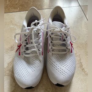 Nike Air Zoom Pegasus 38 White Pink Swoosh| Women’s 8.5 | Pageant Worn Once